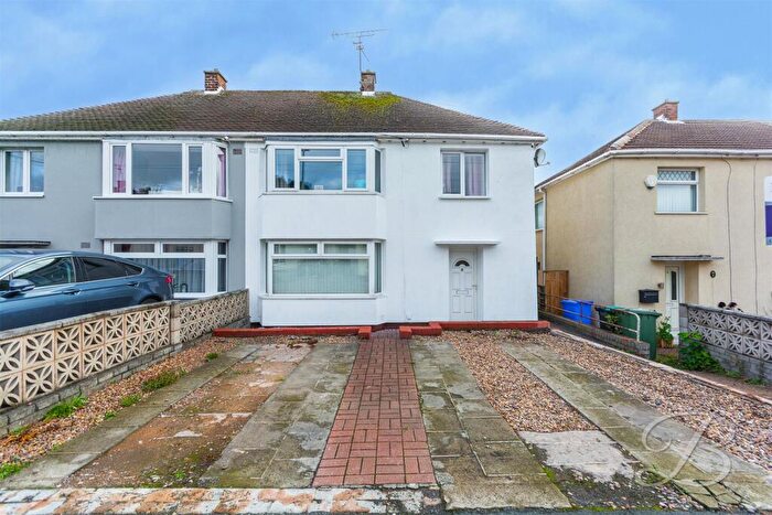 3 Bedroom Semi-Detached House For Sale In Bosworth Street, Mansfield, NG19