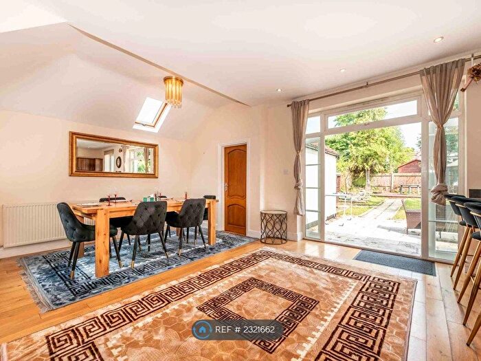 4 Bedroom Semi-Detached House To Rent In Buxton Drive, New Malden, KT3