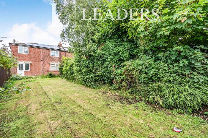 3 Bedroom Terraced House To Rent In Adelaide Place, PO16