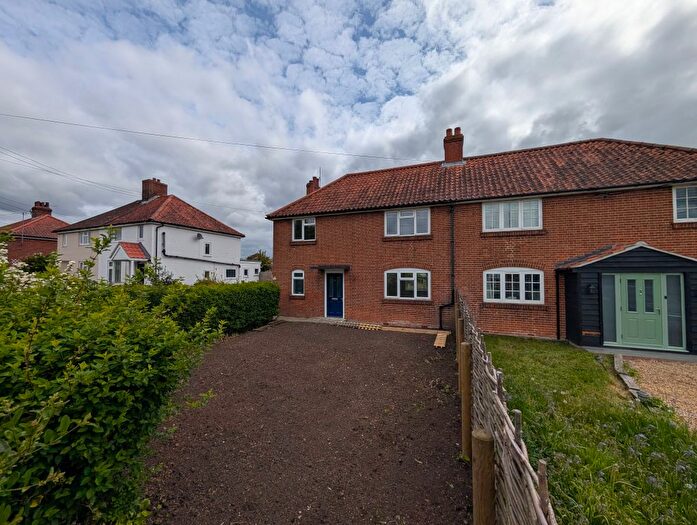 3 Bedroom Semi-Detached House To Rent In West View, Kelsale, Saxmundham, Suffolk, IP17