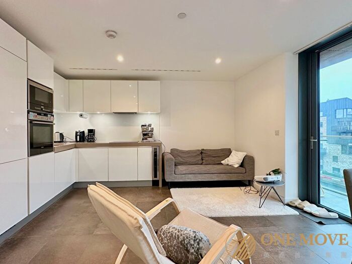 1 Bedroom Flat To Rent In Book House, City Road, EC1V