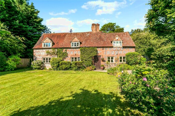 4 Bedroom Detached House For Sale In Highmoor, Henley-On-Thames, Oxfordshire, RG9