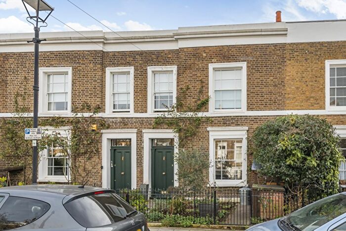 1 Bedroom Flat To Rent In Claylands Road, London, SW8