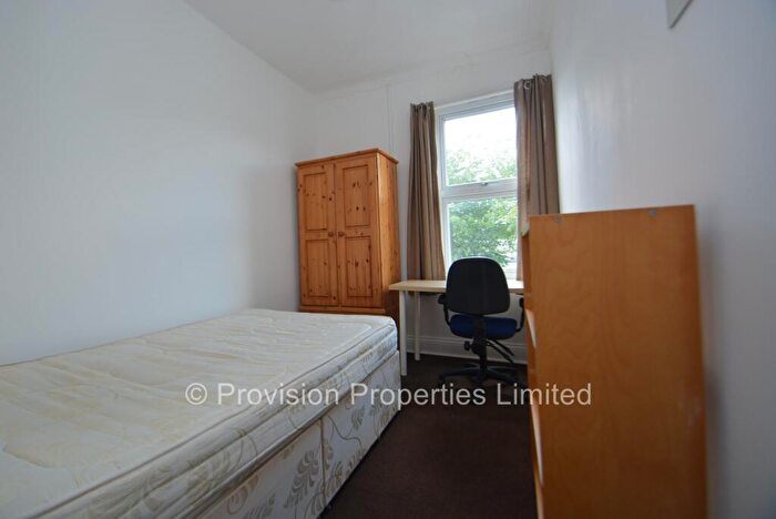 6 Bedroom End Of Terrace House To Rent In Woodsley Road, Hyde Park, Leeds, LS3