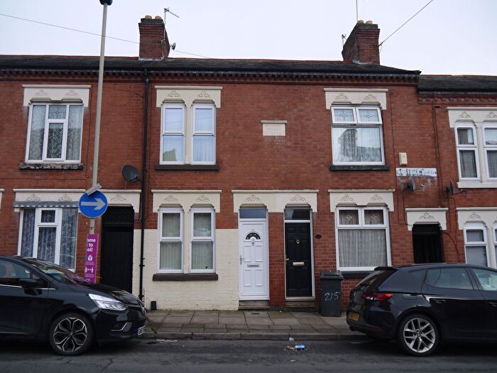 2 Bedroom Terraced House To Rent In Beatrice Road, Leicester, LE3