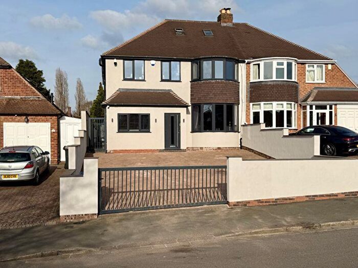 5 Bedroom Semi-Detached House For Sale In Halton Road, Sutton Coldfield, B73