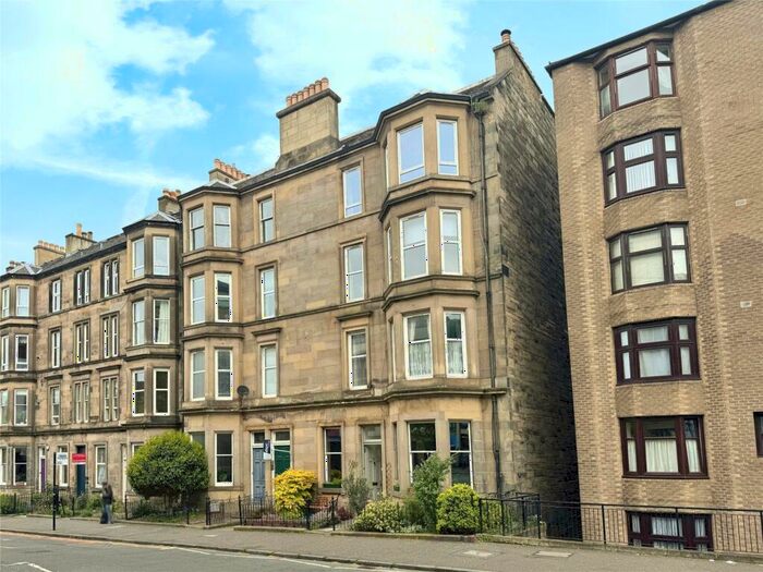 2 Bedroom Flat To Rent In McDonald Road, Edinburgh, Midlothian, EH7