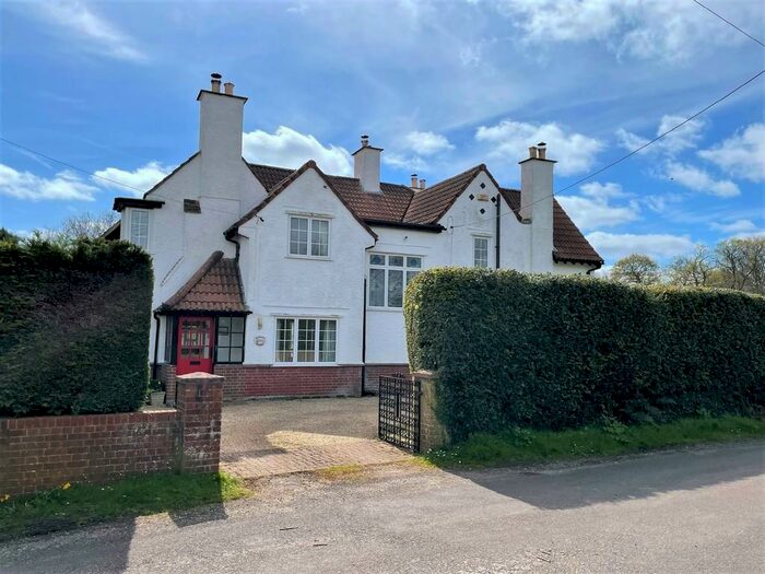 4 Bedroom Detached House For Sale In Ashlett Meade, Stonehills, SO45