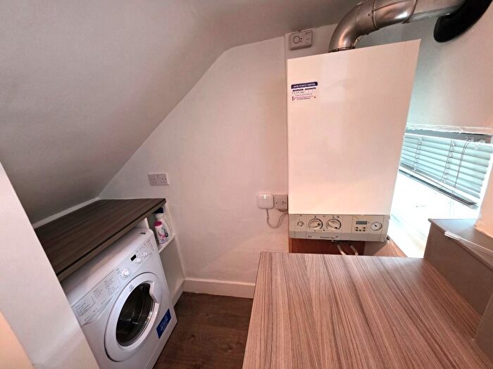 1 Bedroom Flat To Rent In Union Grove, City Centre, Aberdeen, AB10