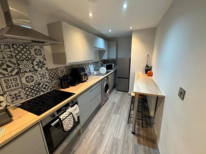 3 Bedroom Apartment To Rent In Bowling Green Street, Leicester, LE1