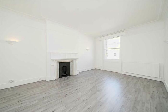 2 Bedroom Flat To Rent In Elvaston Place, London, SW7