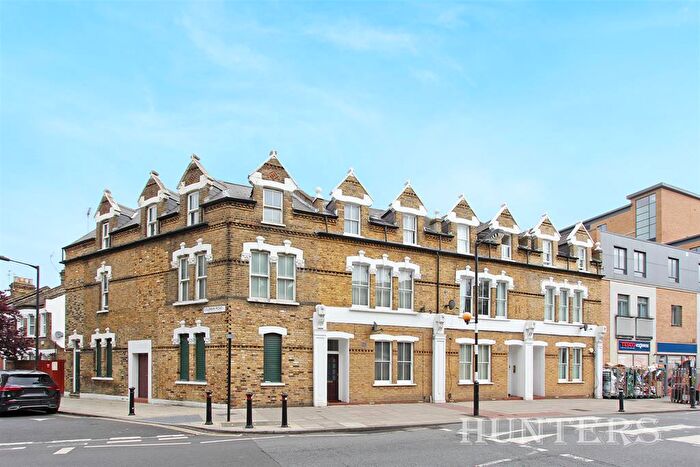 1 Bedroom Apartment To Rent In Southampton Way, London, SE5