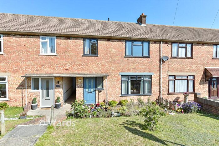 3 Bedroom Terraced House For Sale In The Fairway, Rochester, Kent, ME1