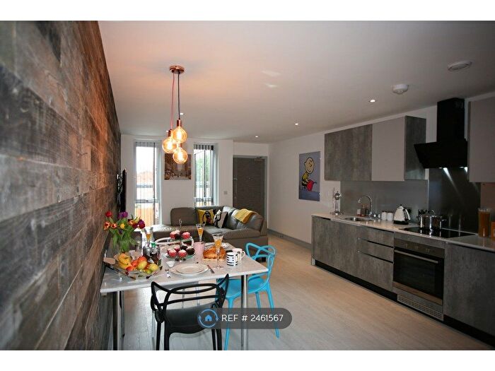 1 Bedroom Flat To Rent In Elliott Apartments, Birmingham, B29