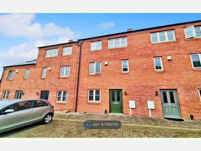5 Bedroom Terraced House To Rent In Kilby Mews, Coventry, CV1