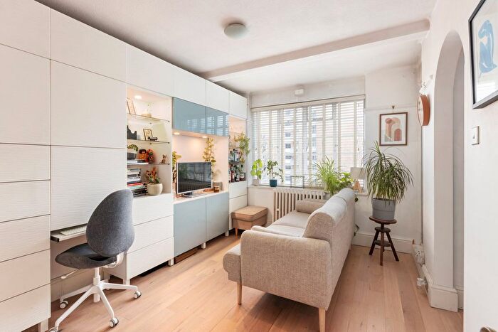 Studio For Sale In The Grampians, Shepherd's Bush Road, Hammersmith, London, W6