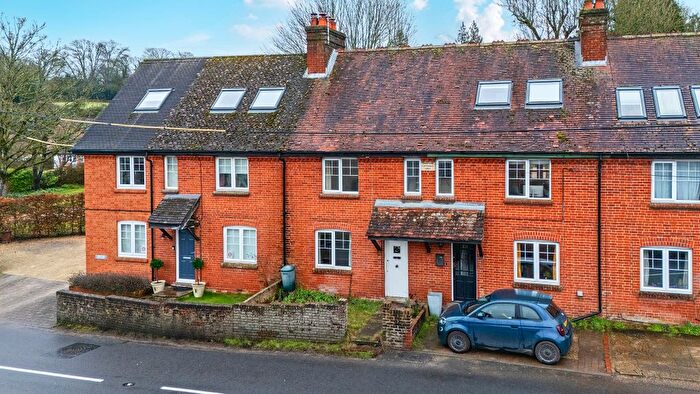 3 Bedroom Terraced House For Sale In Stockbridge, Stockbridge, SO20