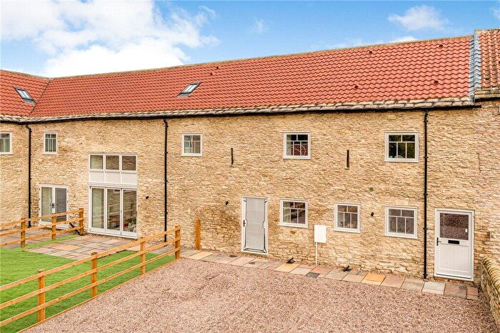 4 Bedroom Barn Conversion For Sale In Poole Row, Burton Salmon, Leeds, North Yorkshire, LS25