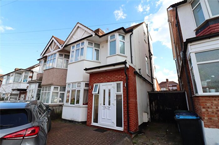3 Bedroom Duplex To Rent In Woodfield Avenue, London, NW9