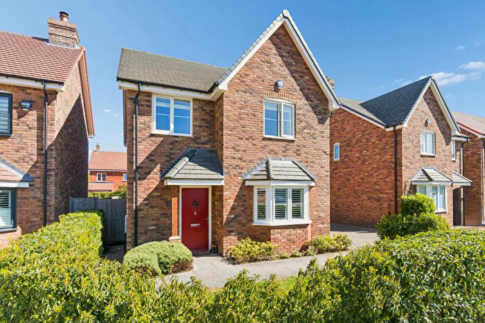 4 Bedroom Detached House For Sale In Old Nurseries Close, Meppershall, Shefford, SG17