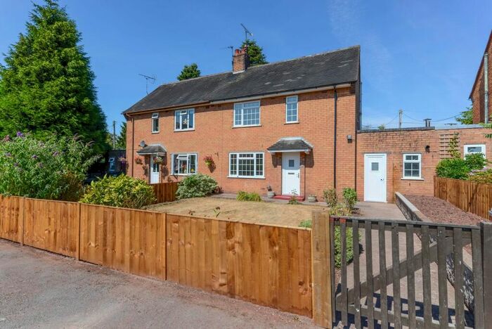 3 Bedroom Semi-Detached House To Rent In The Croft, Blackbrook, ST5