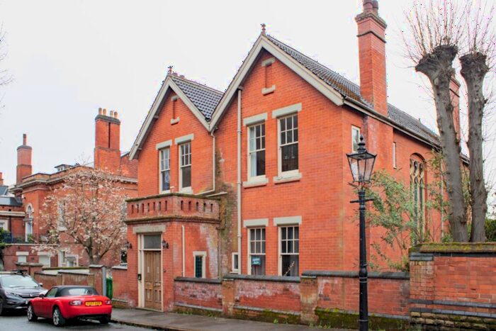 1 Bedroom Terraced House To Rent In Flat Newcastle Drive, Nottingham, NG7