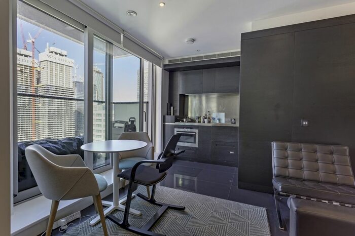 Studio To Rent In West Tower, Pan Peninsula, Canary Wharf, E14
