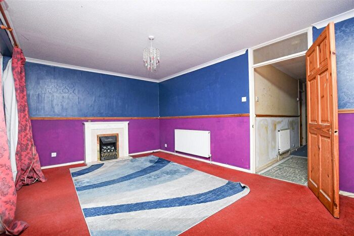 3 Bedroom End Of Terrace House For Sale In Howlett Close, St. Leonards-On-Sea, TN38
