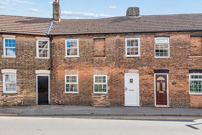 2 Bedroom Terraced House For Sale In Church Street, St Neots, PE19