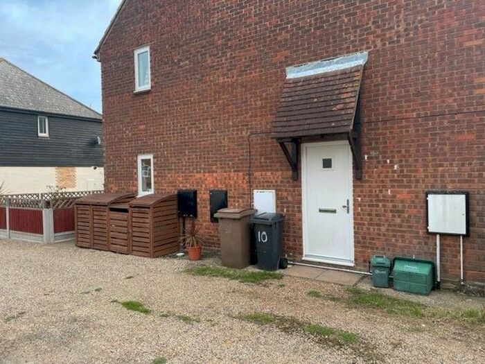 1 Bedroom End Of Terrace House To Rent In Merton Place, South Woodham Ferrers, CM3