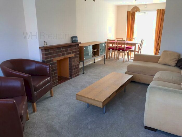 3 Bedroom House To Rent In St. Stephens Close, Canterbury, CT2