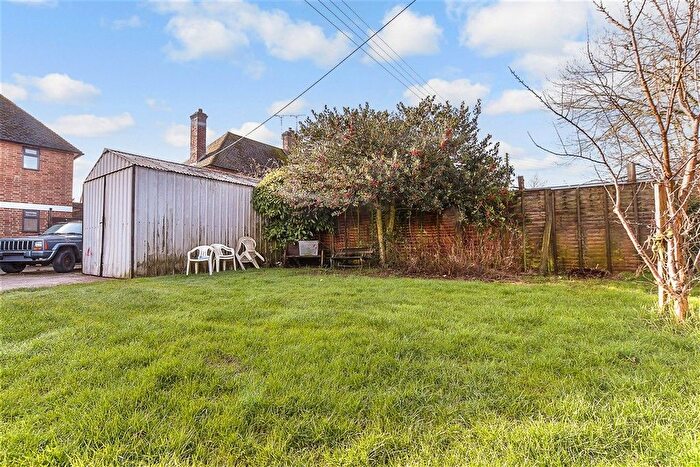 3 Bedroom Detached House For Sale In Chulkhurst, Biddenden, Ashford, Kent, TN27