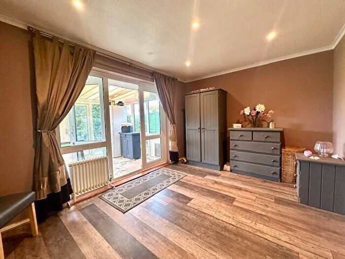 2 Bedroom Bungalow To Rent In Wrights Close, South Wonston, Winchester, SO21