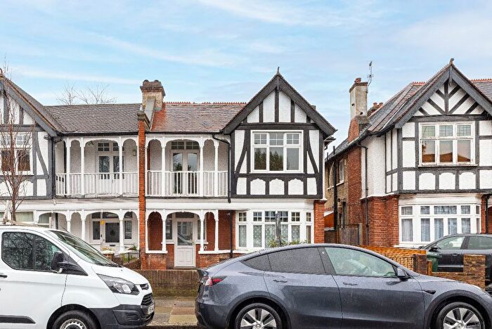 4 Bedroom Semi Detached House For Sale In Richmond Park Road, SW14