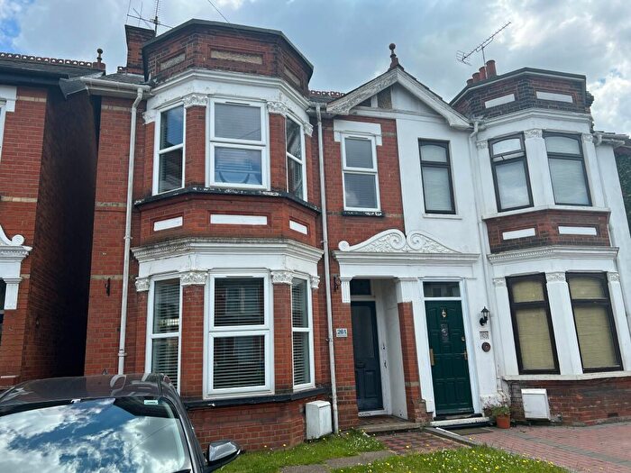 3 Bedroom Semi-Detached House To Rent In Cauldwell Hall Road, Ipswich, IP4