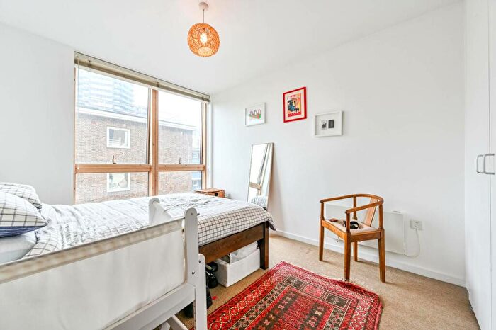 1 Bedroom Flat To Rent In Poole Street, Hoxton, London, N1