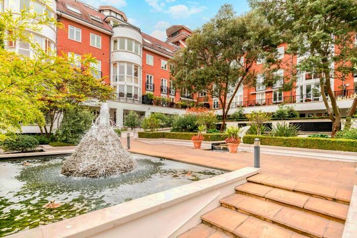 2 Bedroom Flat To Rent In Westfield, Kidderpore Avenue, Hampstead, London, NW3