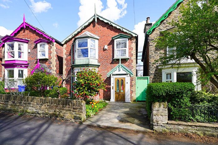 4 Bedroom Detached House For Sale In Crescent Road, Sheffield, S7
