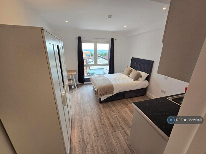 Studio To Rent In Upper Hillchurch Street, Stoke-On-Trent, ST1