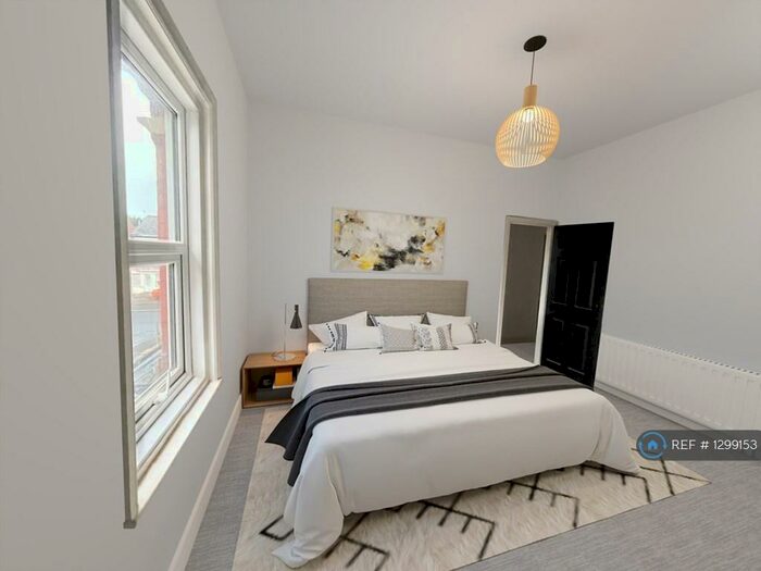 2 Bedroom Maisonette To Rent In Beech Terrace, Blackpool, FY3