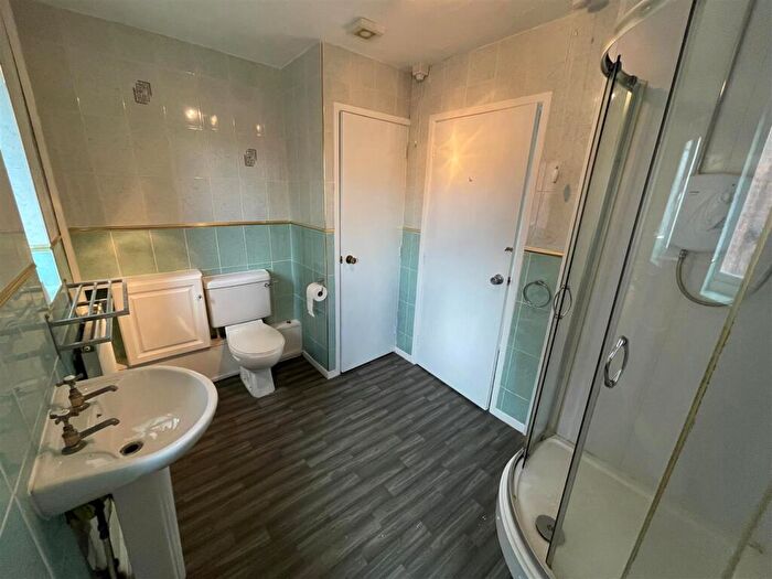 2 Bedroom Apartment To Rent In Newton Road, Ashton-On-Ribble, Preston, PR2