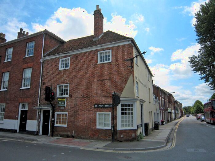 1 Bedroom Flat To Rent In St Ann Street, Salisbury, SP1