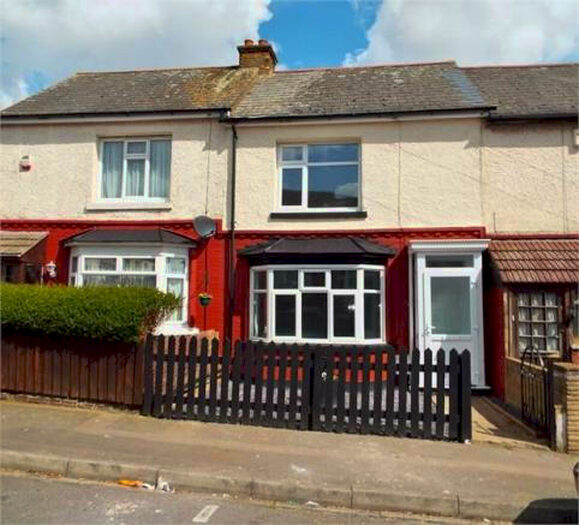 3 Bedroom Terraced House To Rent In Eastern Road, Gillingham, Kent, ME7