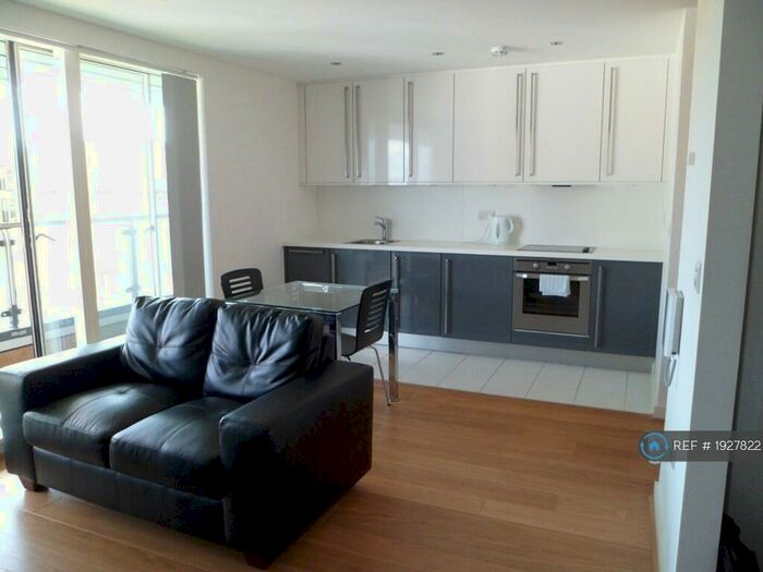 Studio To Rent In Baquba Building, London, SE13