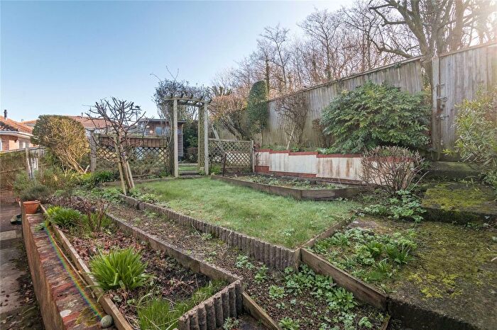 3 Bedroom Bungalow For Sale In Buttery Road, Honiton, Devon, EX14
