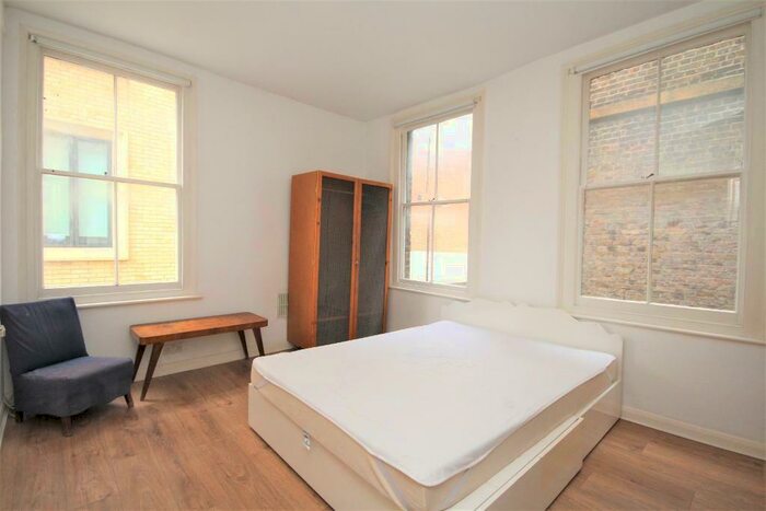 2 Bedroom Flat To Rent In Hoxton Street, Hoxton, London, N1