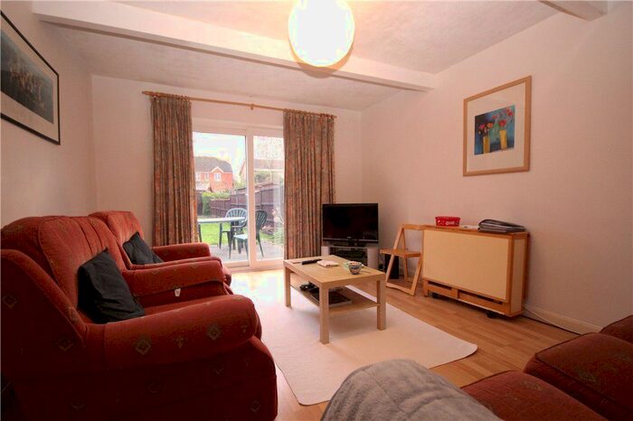 4 Bedroom Semi-Detached House To Rent In Aldershot Road, Guildford, Surrey, GU2