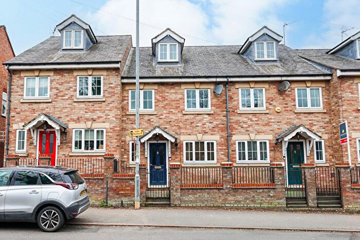 4 Bedroom Town House For Sale In Church Street, Leighton Buzzard, LU7