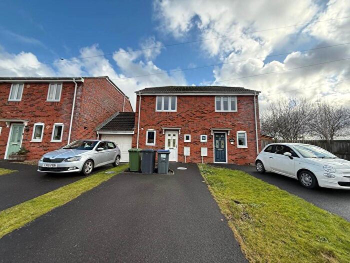 2 Bedroom House To Rent In Trowbridge, BA14