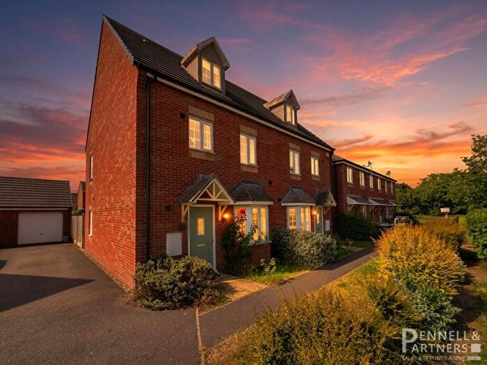 4 Bedroom Semi-Detached House For Sale In Daphne Grove, Peterborough, PE2